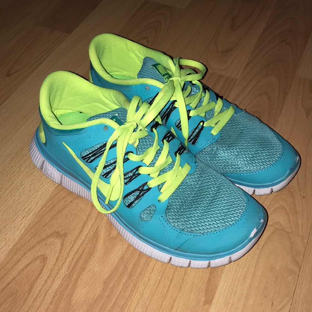 Nike Free Runs